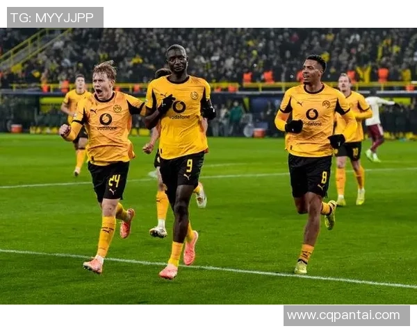 友谊赛精彩对决巴黎圣日耳曼与多特蒙德战平红牌事件引发全场热议