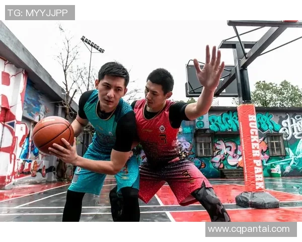 姚明在篮下的灵动身姿与力量结合展现篮球艺术的完美瞬间