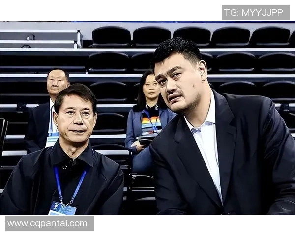 姚明因伤病困扰被迫退役传奇篮球生涯画上句号