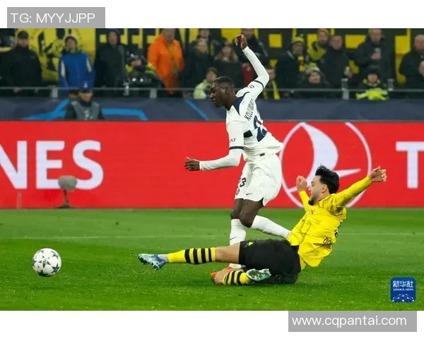 德甲精彩对决巴黎圣日耳曼与多特蒙德激战成平局帽子戏法引爆全场