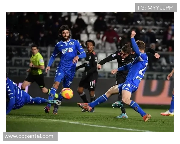 德甲精彩对决切尔西与那不勒斯战成平局帽子戏法引发全场热烈反响