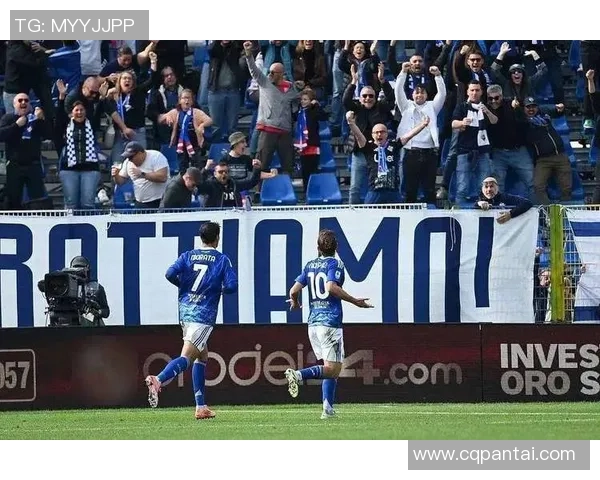 西甲焦点战平局皇马与尤文图斯争议判罚引发全场热议 西甲焦点战平局皇马与尤文图斯争议判罚引发全场热议