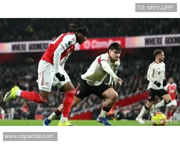 欧联杯惊现冷门阿森纳与利物浦激战成平局引发全场热议